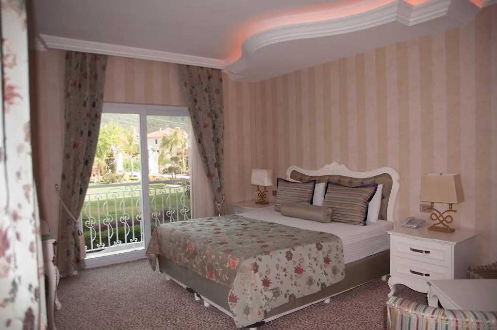 Grand Gocek Hotel 2*, Gocek (Fethiye)